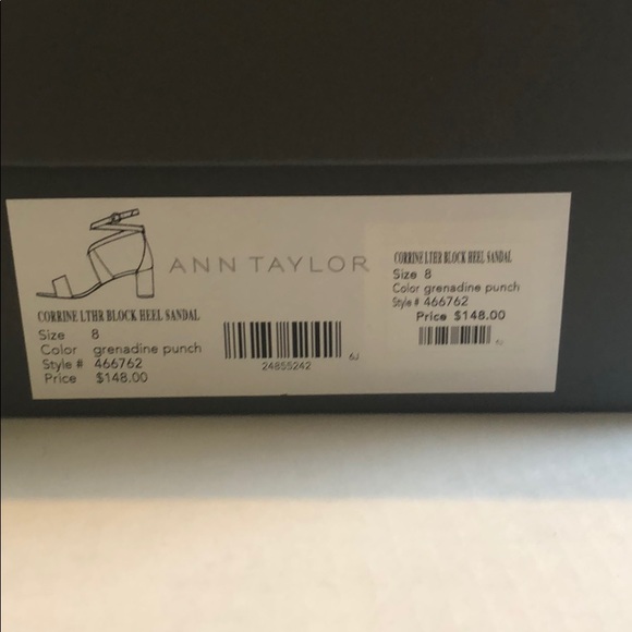NIB Ann Taylor Connie leather block heel size 8 - Picture 8 of 8